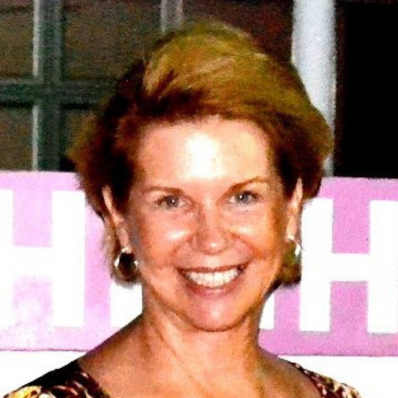 Meet your Posher, Nikki - Picture 1 of 1